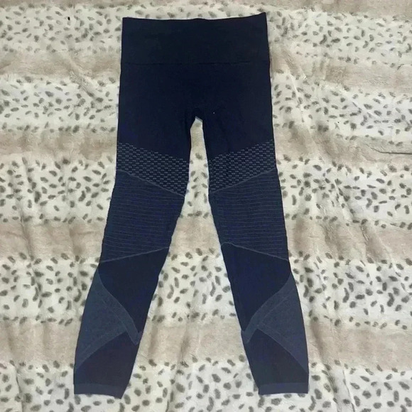 Spanx Leggings - Picture 1 of 3